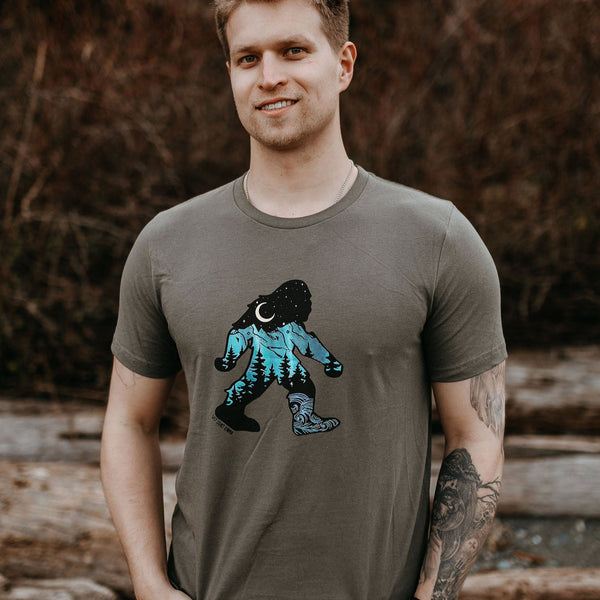 Northern Lights Nature Sasquatch Mens Tee